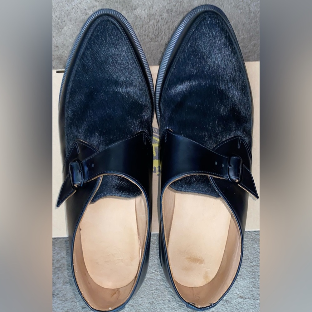 Like new Dr.Martens Ashland Black Leather with Horse Hair Men’s size 12 in box.
